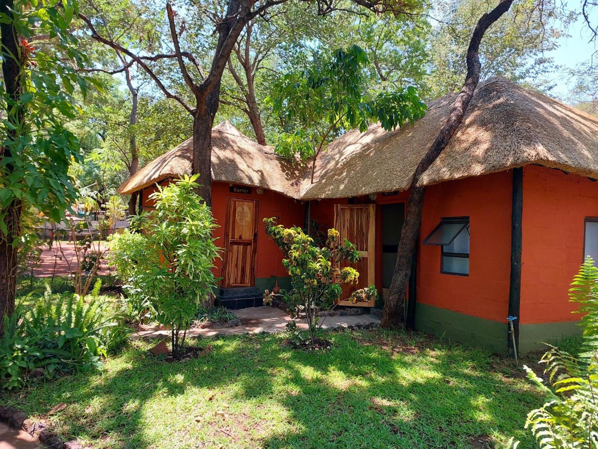 วิกตอเรีย ฟอลล์ แบ็กแพกเกอร์ ลอดจ์ Hostel วิกตอเรียฟอลส์ ภายนอก รูปภาพ