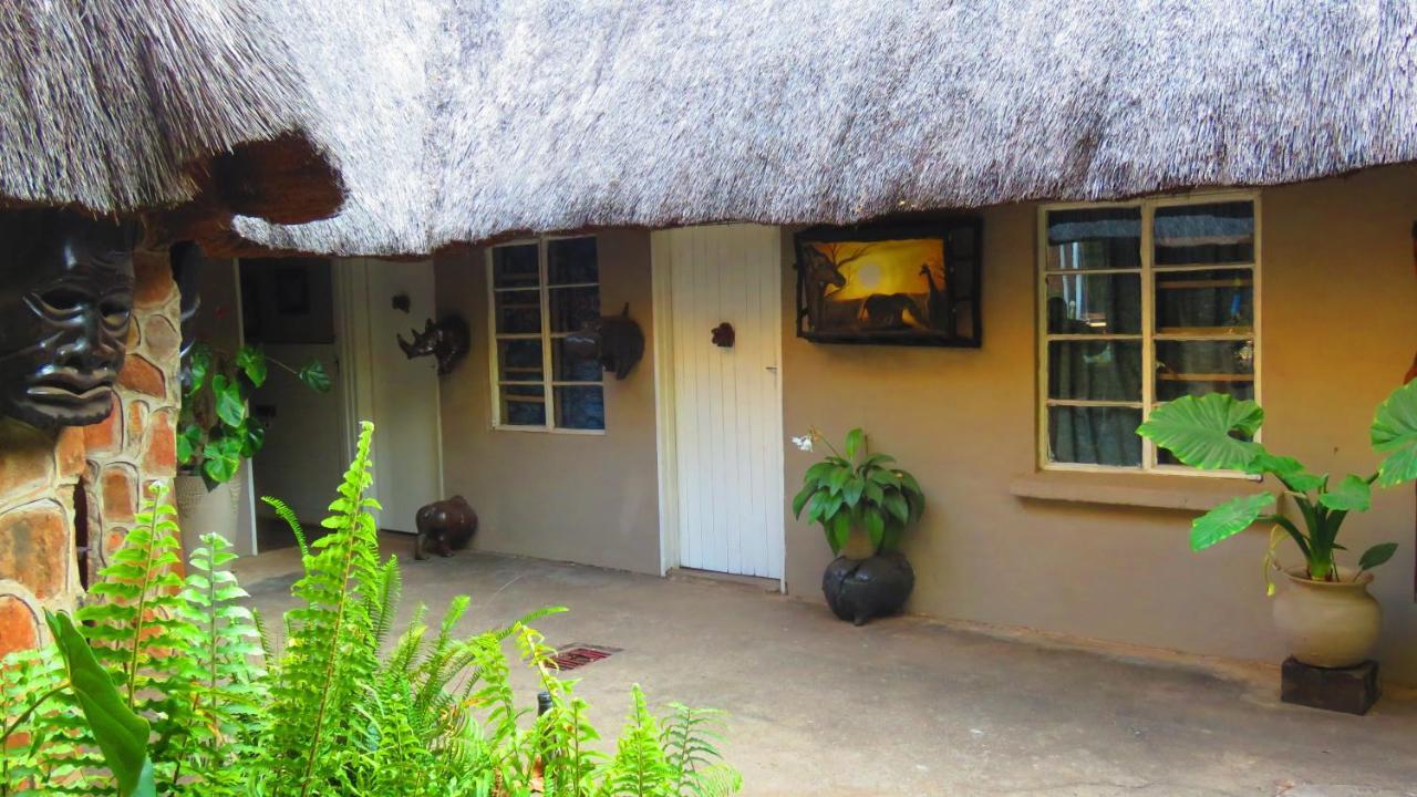 วิกตอเรีย ฟอลล์ แบ็กแพกเกอร์ ลอดจ์ Hostel วิกตอเรียฟอลส์ ภายนอก รูปภาพ